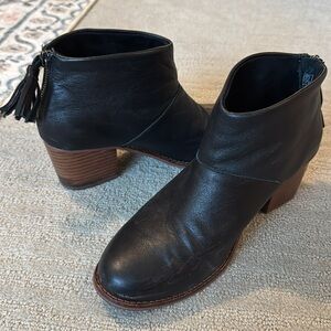 Toms booties